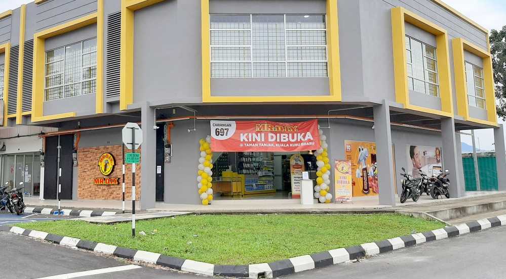 686th Store Opening at Taman Tanjak, Kuala Kubu Bharu