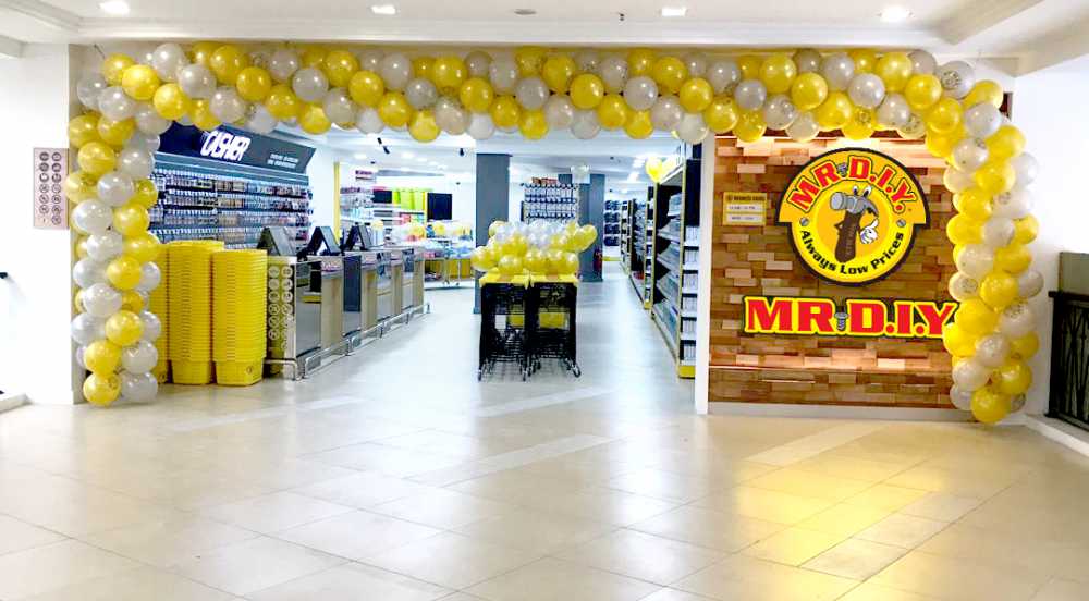 458th Store Opening at Cameron Square