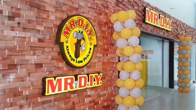 158th Store Opening at 9 Avenue Nilai