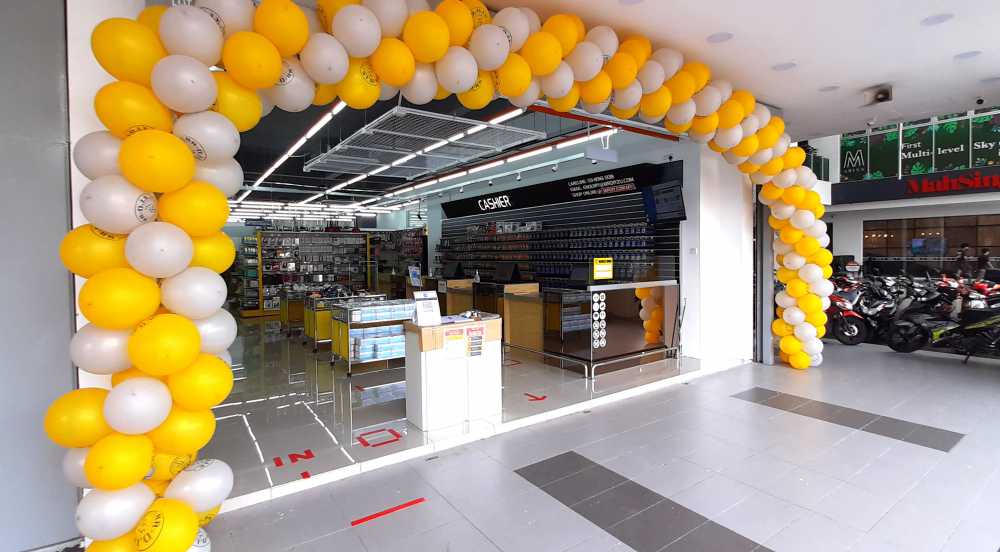 676th Store Opening at Maxim City Light, Sentul