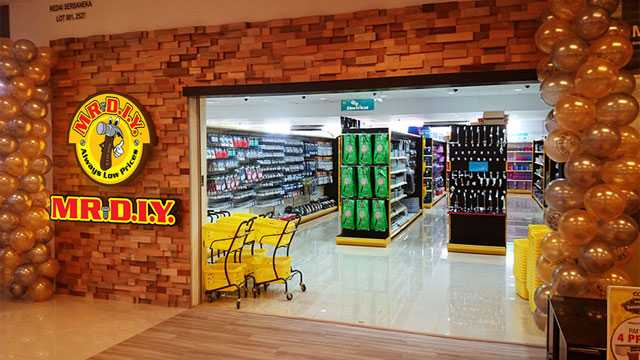 133rd Store Opening at Courts Mammoth Miri