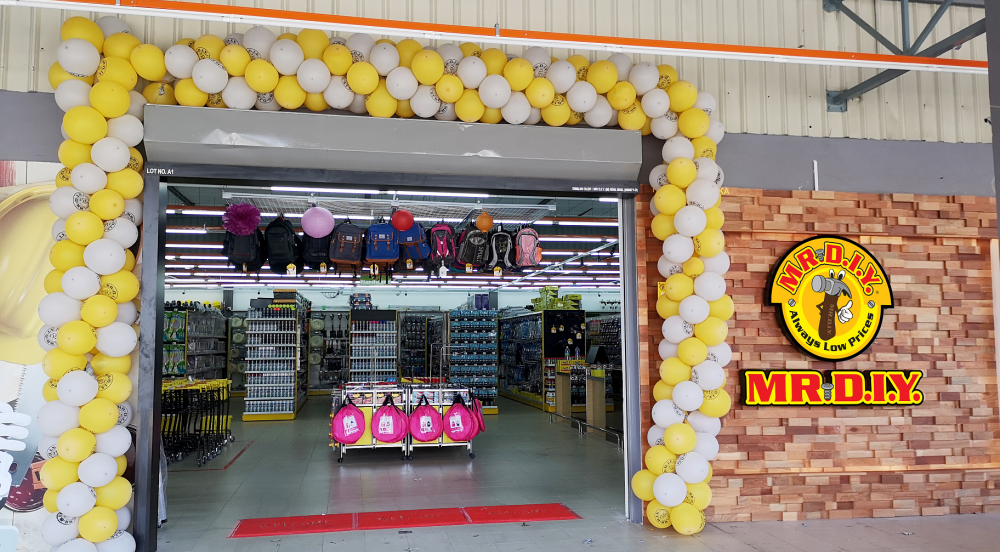 512th Store Opening at TMG Transit Point, Kuantan