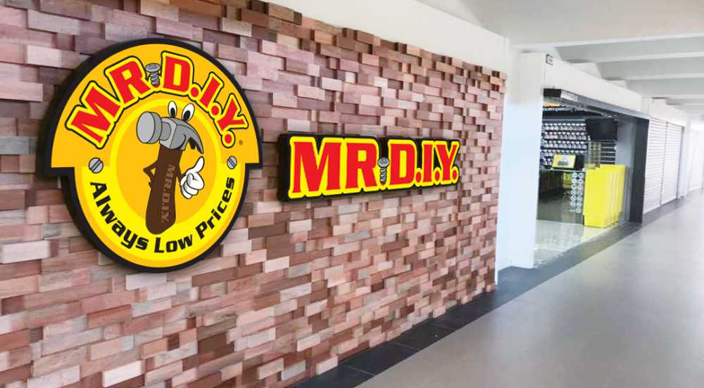 320th Store Opening at Bintulu Paragon Street Mall