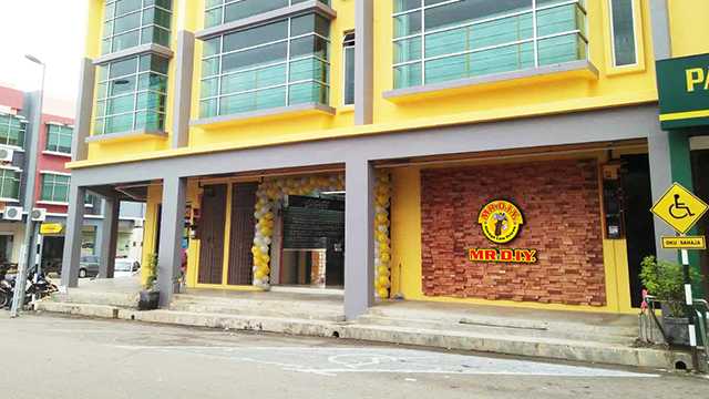 325th Store Opening at Bukit Gambir, Johor