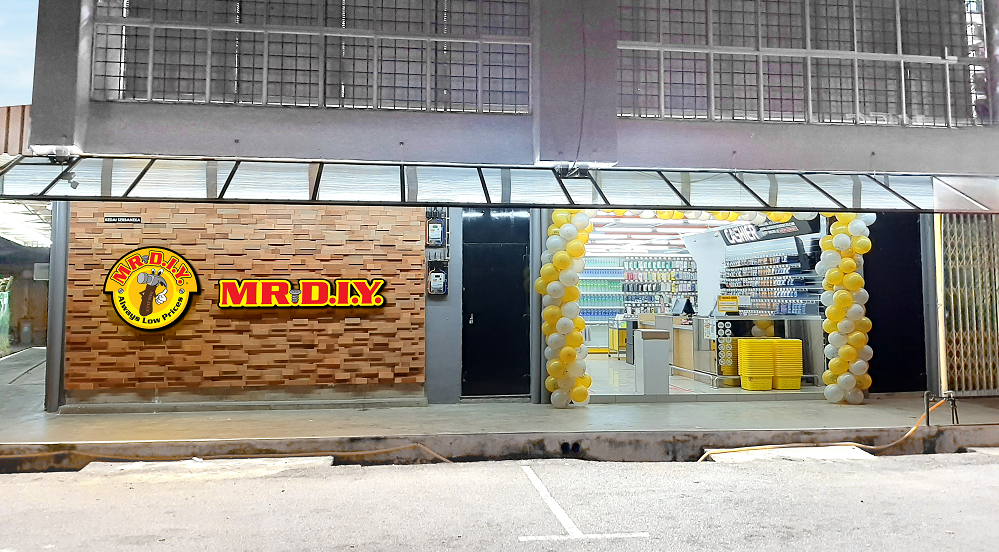 702nd Store Opening at Kompleks Perniagaan Masjid Tanah, Melaka