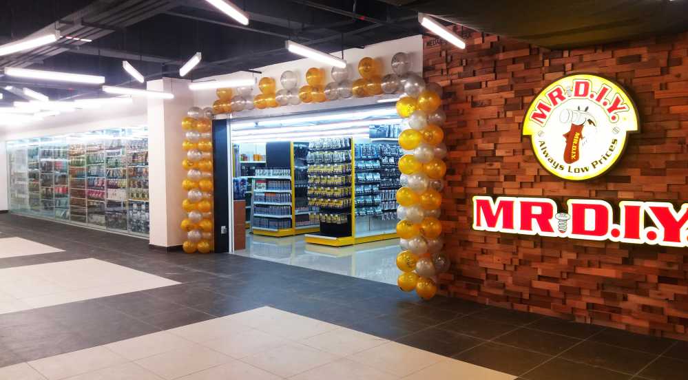 216th Store Opening at Gateway Centerpoit, Ampangan