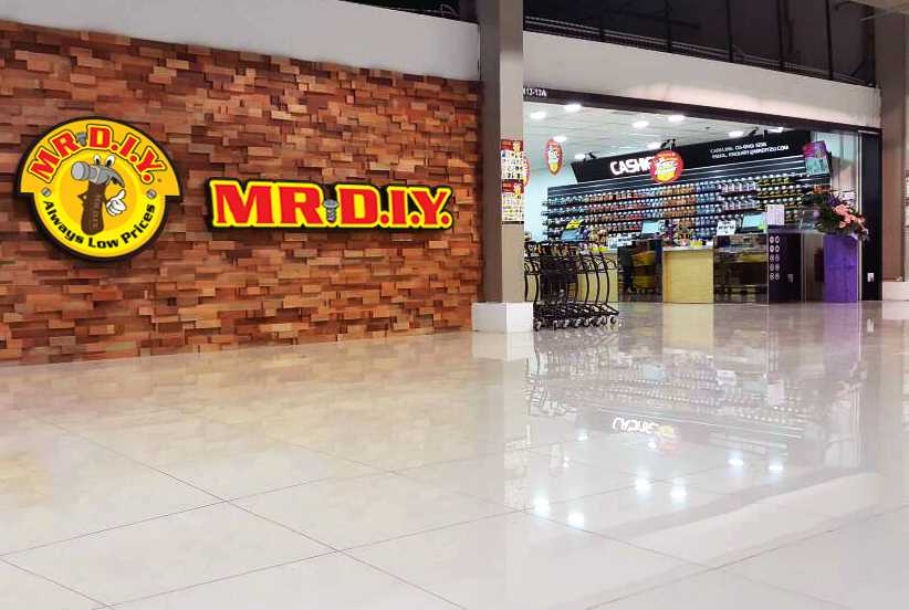 298th Store Opening at KIP Mart Kota Warisan