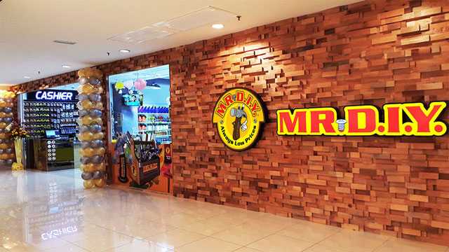 143th Store Opening at Gurney Plaza