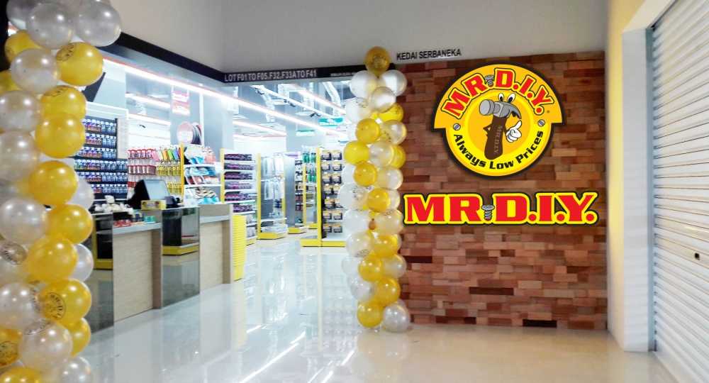 285th Store Opening at Suria Jaya