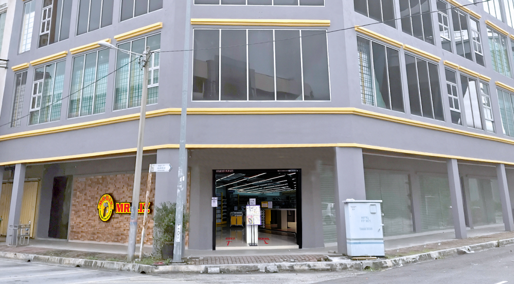 683rd Store Opening at Bandar Cheras Batu 11