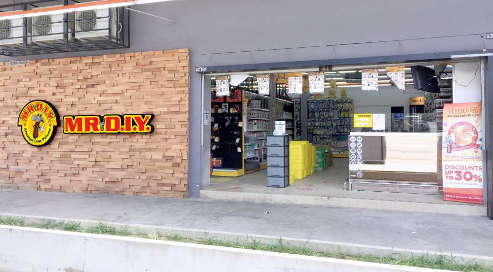 652nd Store Opening at Taman Tunku, Miri