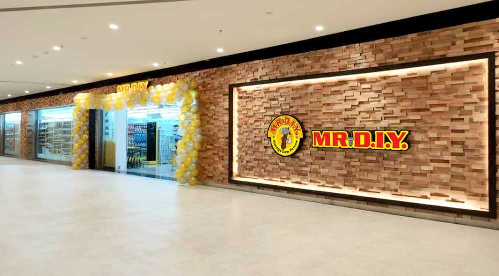 684th Store Opening at Quayside Mall