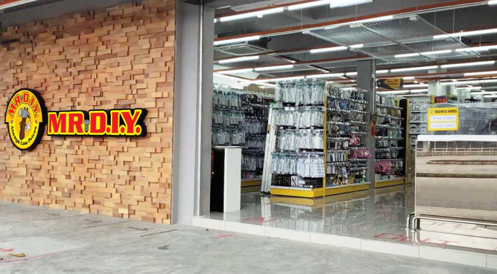 617th Store Opening at Bandar Samariang Commercial Centre