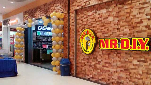 173rd Store Opening at M3 Mall